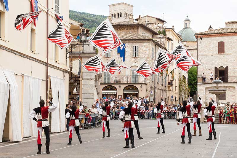 La Grande Squadra - Sbandieratori di Assisi